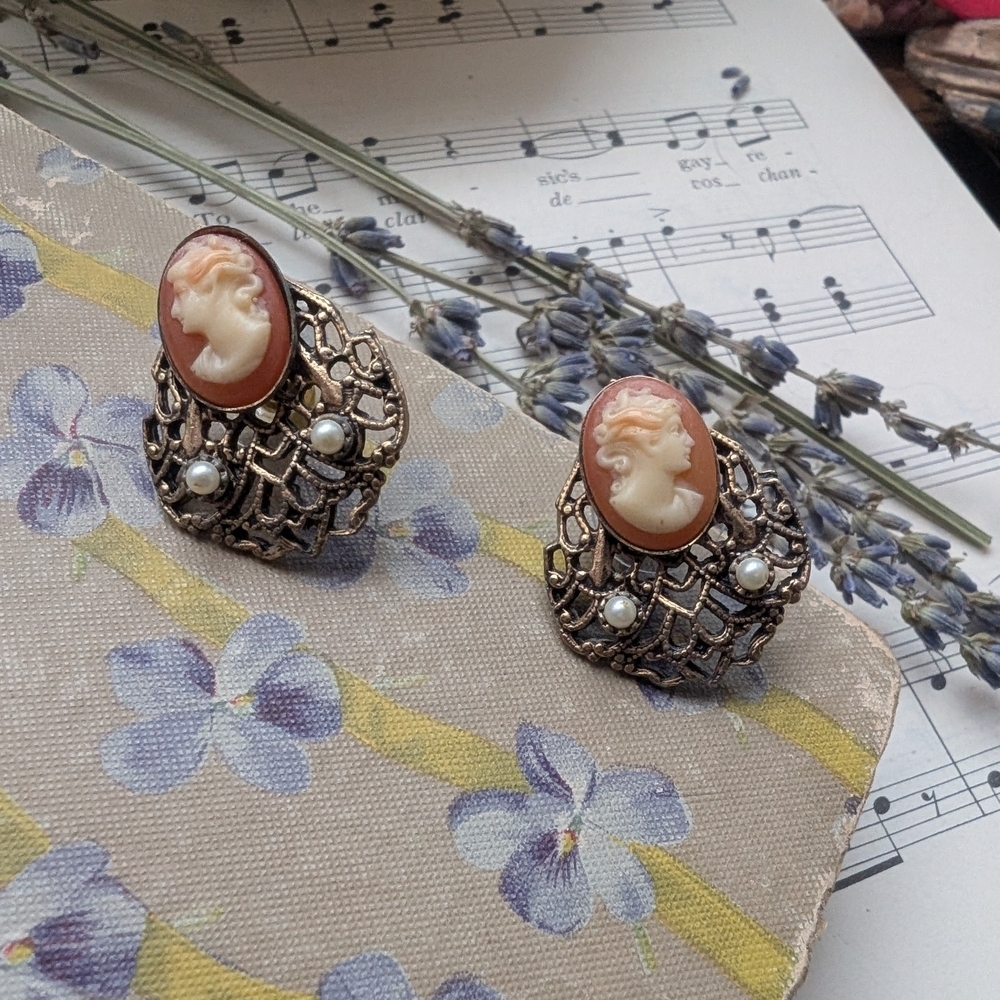 Vintage Cameo Earrings with Faux Seed Pearls